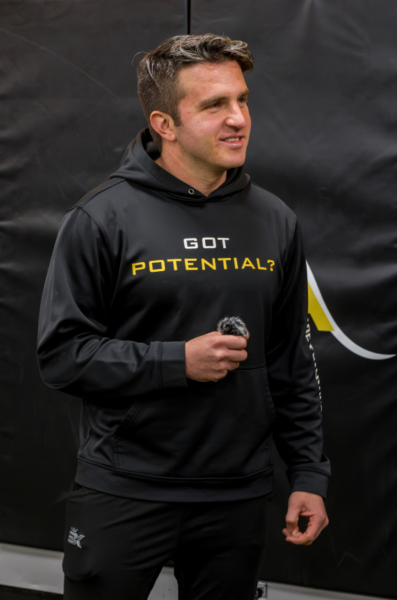 3 Quick Ways to Improve On-Ice Performance Off the Ice