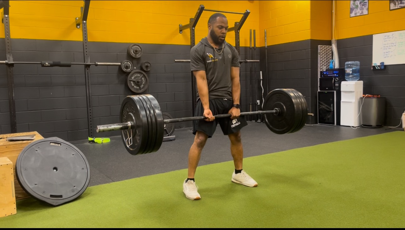 In-Season Training Tips: How Athletes Can Maintain Peak Performance