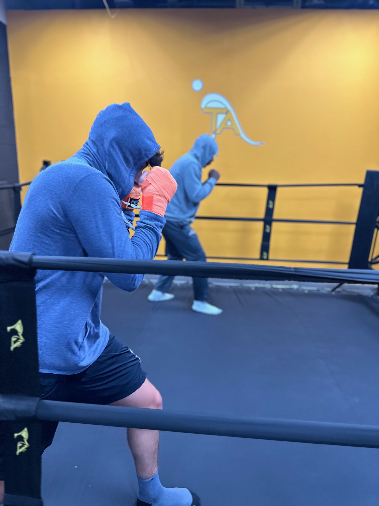 3 Powerful Benefits of Training in a Small Boxing Group