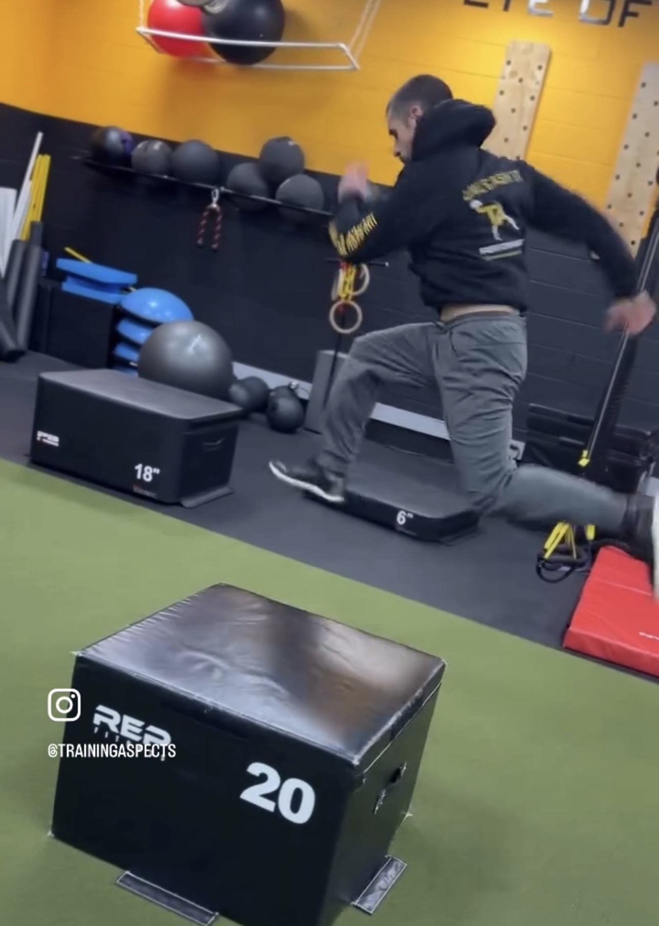 Top 5 Elite Plyo Exercises for Hockey Players